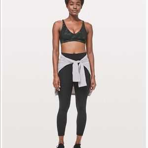 Lululemon Wunder Under Crops